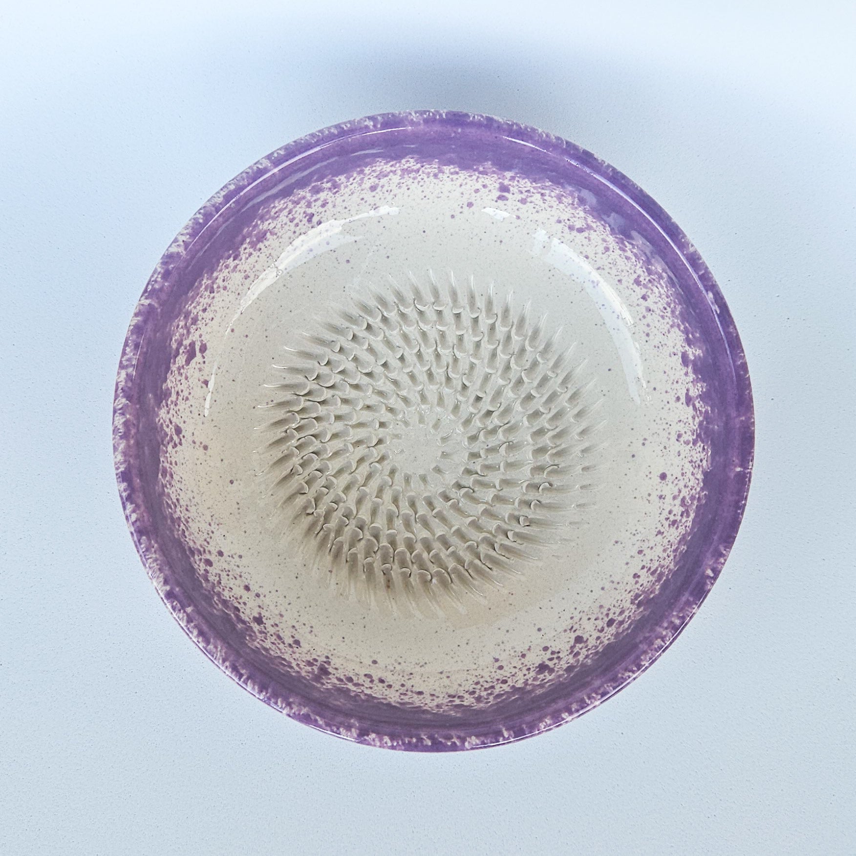 Plato Rallador Borde Infinito